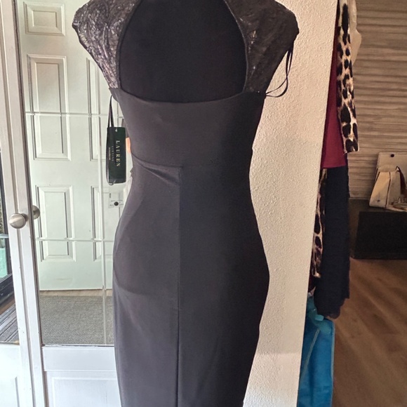 RALPH LAUREN Dress / NEW / LOTS OF DETAILS & FLATTERING FIT! Size 6 - Picture 3 of 6